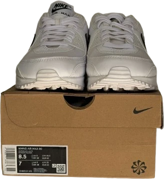 Next Nature White Black (Women's) – Paar mit Kartonetikett